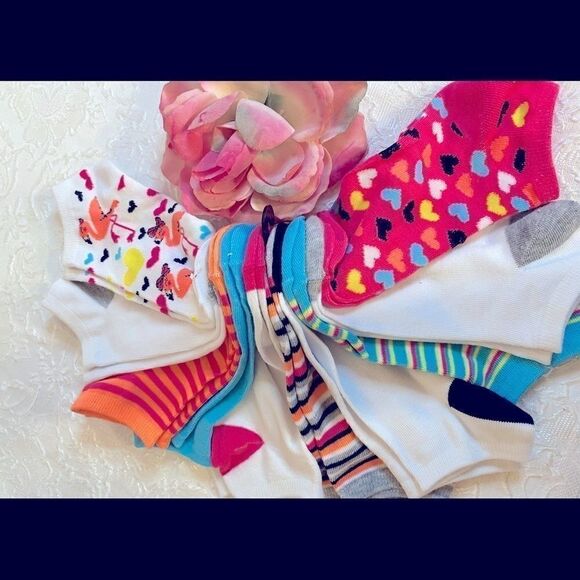 🎀 Chatties 10 Pairs low cut Assorted Ankle Socks - Picture 1 of 9